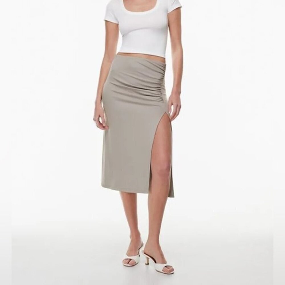 Title: Wilfred Aritzia Vespa Ruche Front Slit Midi Skirt Sz L